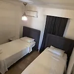 Ilya 2 Aparthotel